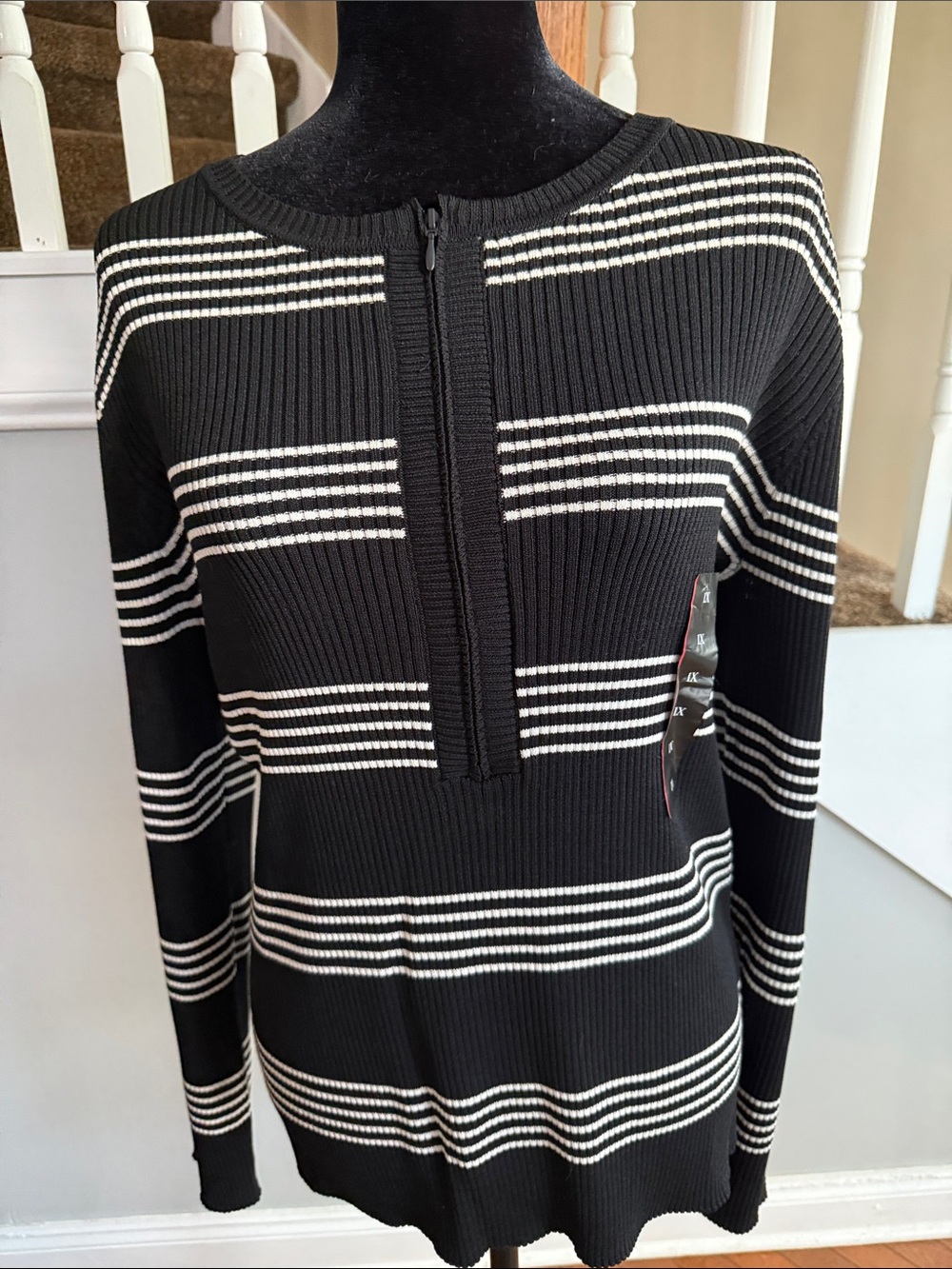 Striped Ribbed Zip-Front Crewneck Sweater - Black & White